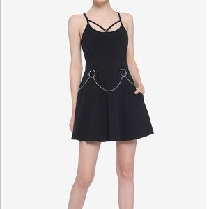 Hot topic O-ring chain belt dress